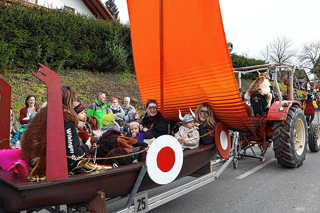Bild 17: Narrenumzug in Rickenbach: Fasnacht in Bildern – die besten Eindrücke