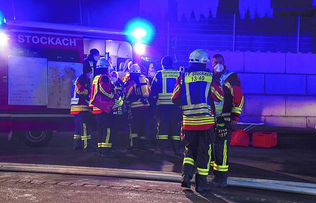 Bild 1: Gefahrgut-Unfall in Zizenhausen: Bilder vom kräftezehrenden Feuerwehreinsatz