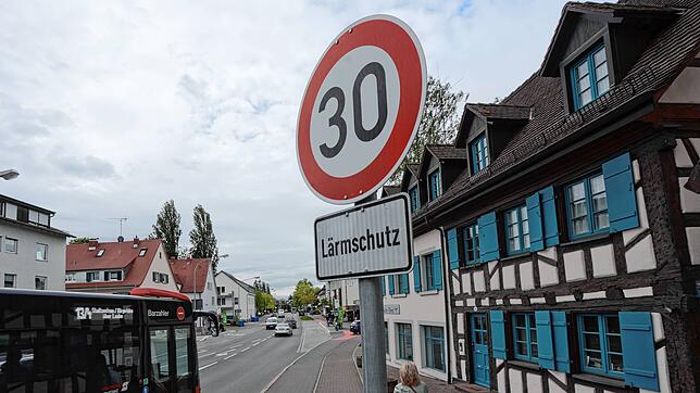 Was ist, wenn in fast allen Straßen in Konstanz ein Tempolimit von 30 Stundenkilometern gilt? Das würde Folgen auf die ...