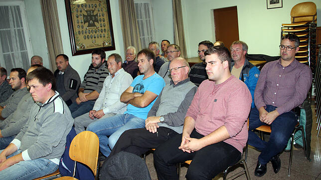 Gut besucht war die Sitzung des Ortschaftsrats Achdorf im Bürgersaal des Rathauses.