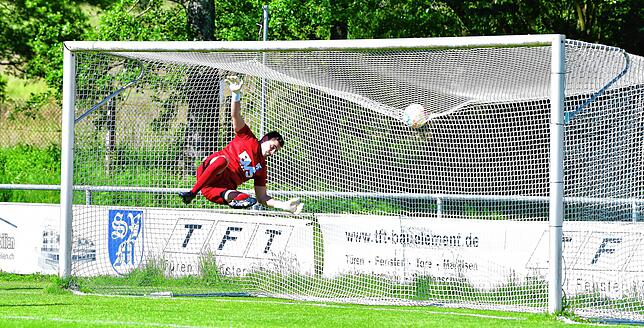 Bild 41: SV Blau-Weiß Murg besiegt den FC Erzingen mit 4:0 – und wir haben Bilder!