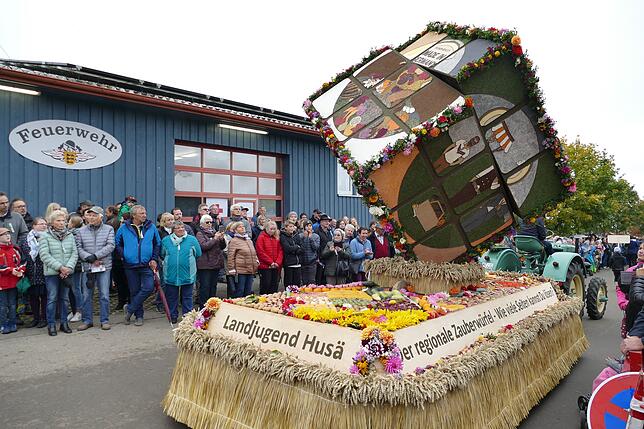 Im vergangenen Jahr siegt die Landjugend Hausen vor Wald mit ihrem Zauberwürfel beim Kreiserntedankfest in Mundelfingen.