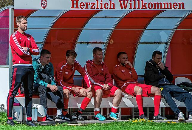 Vielseitig: Während seiner langen Verletzungsphase engagierte sich Mark Kaiser (links) bei der Spvgg Wutöschingen als Co-Trainer.