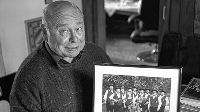 So kannte man den Vierteleschlotzer-Gründer Robert Gampp. Jetzt ist er im Alter von 87 Jahren gestorben.
