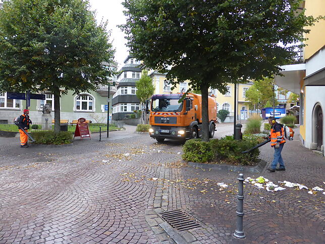 Nach Festen räumt die Stadtreinigung in wenigen Stunden die Innenstadt „blitzblank“.