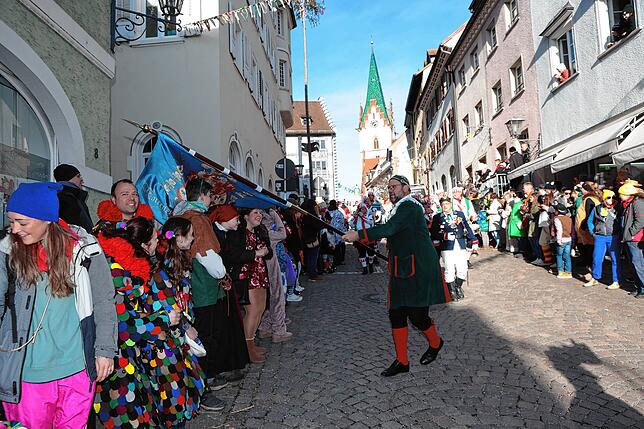 Bild 35: Fasnetszauber in Engen: Jubiläumsumzug 2025 in beeindruckenden Bildern