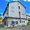 Seit geraumer Zeit eine ruhende Baustelle, so präsentiert sich das ehemalige Hotel Linde mit Kino in der Gottmadinger Lindenstraße. Eine ...