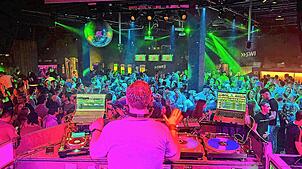Der Fußballclub Gütenbach freut sich auf die SWR3-Party in seinem Ort. Ein Diskjockey des Radiosenders wird im kommenden Jahr ...