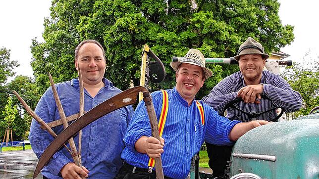 Im Rahmen des Oldtimertreffens laden die Schlepperfreunde Friedingen wieder zu einem Sensen-Mähwettbewerb ein. Jeder, der möchte, kann ...