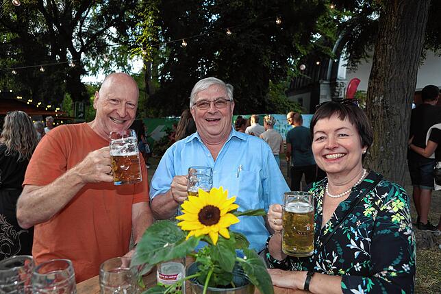 Bild 3: Partystimmung im Stadtgarten: So stimmt sich Konstanz aufs Seenachtfest ein