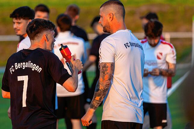 Bild 18: SV Rheintal fegt den FC Bergalingen mit 5:0 vom Platz – und wir haben Fotos!