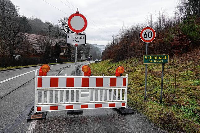Bild 3: Felssturz: Straße zwischen Tiefenstein und Schildbach gesperrt
