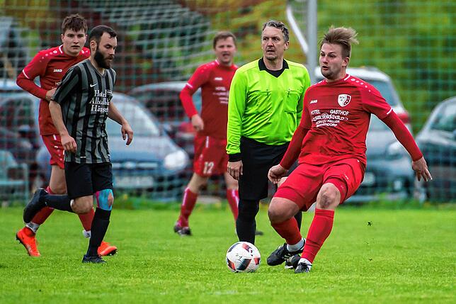 Bild 5: FC Schlüchttal gewinnt Top-Spiel bei der SG Höchenschwand/Häusern mit 3:0 &ndash; und wir haben Bilder!