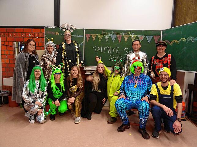 Bild 7: Fasnacht-Highlights in Wald: Unvergessliche Bilder vom Rathaussturm und Schülerbefreiung!