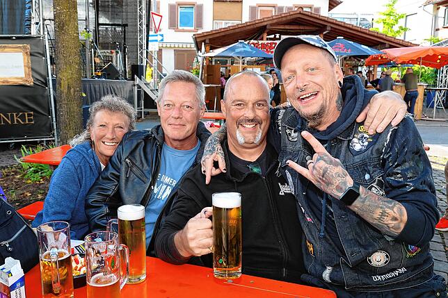 Bild 36: Los geht‘s! Das Wollmatinger Dorffest 2025 ist endlich eröffnet