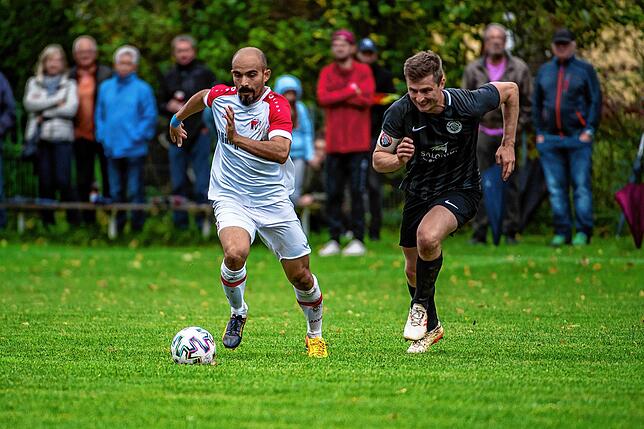 Bild 3: FC Hochrhein gewinnt gegen die SG Weilheim/Gurtweil mit 4:1 &ndash; und wir haben Bilder!