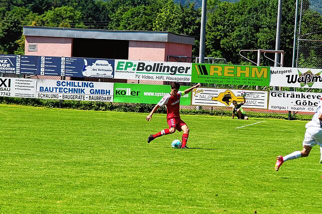Bild 11: U17 des SC Freiburg trumpft im Testspiel zum 100-jährigen Jubiläum des FC Grießen auf &ndash; und wir haben Bilder!