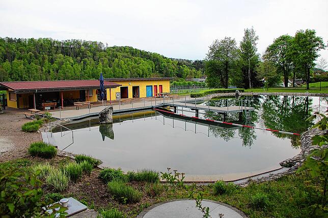 Der Badesee Eggingen wird ab 2022 vom Badesee-Verein Eggingen betrieben. Wer im See baden möchte, muss Mitglied im Verein sein.