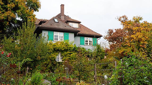 Das denkmalgeschützte Hesse-Haus. Dass daneben ein Wohnblock mit mehreren Wohneinheiten entstehen soll, bestürzt viele Menschen in ...