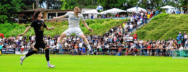 Bild 10: Die Südsterne feiern! Unsere große Bildergalerie vom Relegationsspiel zwischen Singen und Laufenburg