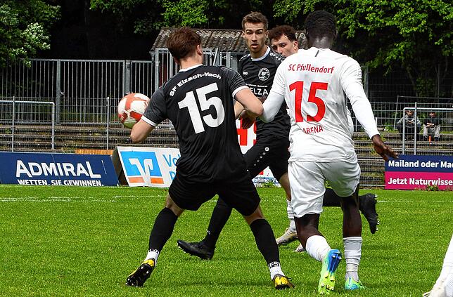 Bild 24: Imposantes 5:0 des SC Pfullendorf über SF Elzach-Yach. Wir waren mit der Kamera dabei!