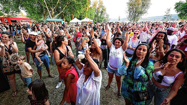 Gute Stimmung bei Reggae im Herzen: Mehrere hundert Besucher kamen am Samstag auf das kostenlose Open-Air-Festival mit afrikanischen Vibes.