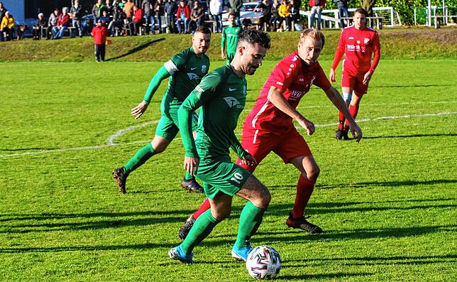 Bild 10: SV Rheintal gewinnt gegen Spvgg. Wutöschingen mit 3:0 &ndash; und wir haben Bilder!