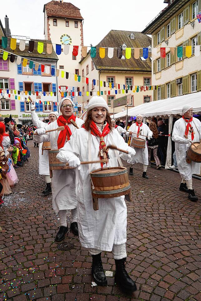 Bild 20: Narren, Kostüme und Stimmung: Die Highlights des Narrentreffens in Waldshut in Bildern