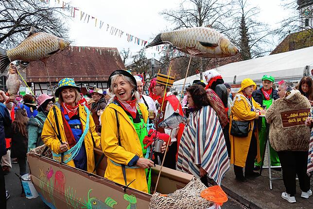 Bild 12: Seenarrentreffen Möggingen: Tausende feiern trotz Regen beim Festumzug!