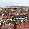Viele Dächer, wenig Solar: Selbst an einem trüben Wintertag könnte die Sonne die Stromversorgung von Konstanz unterstützen. Doch noch ...
