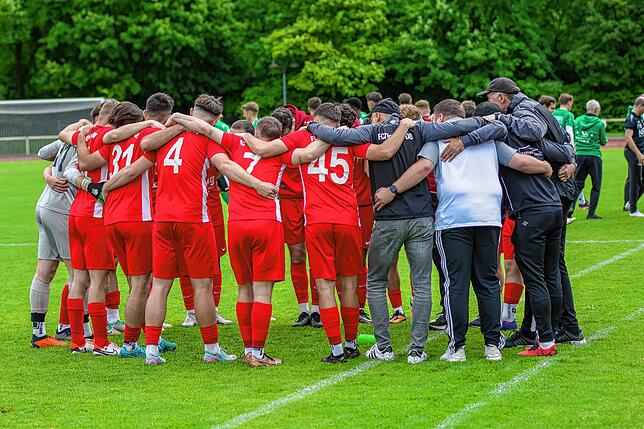 Bild 4: FC Tiengen 08 verabschiedet Trainer Erkan Kanli mit 1:0 gegen den SV Mundingen – wir haben Fotos!