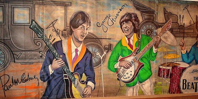 Auch die Beatles verewigte er auf einem Behang.