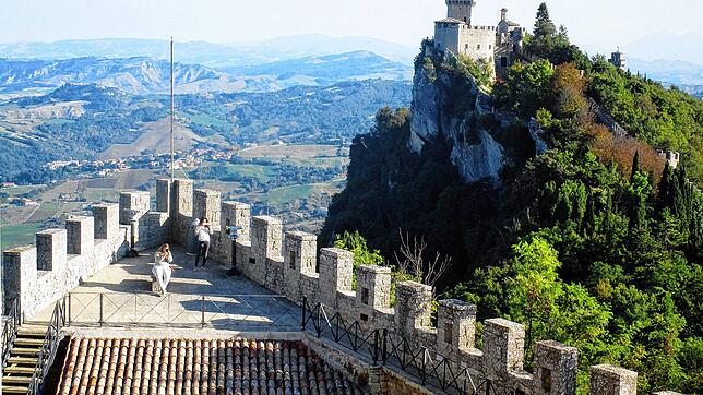 San Marino, hier der Monte Titano, importiert so viel Schokolade aus Baden-Württemberg pro Kopf wie kein anderes Land.