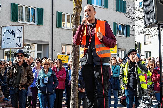 Bild 33: Bilder von der Kundgebung für Demokratie und Toleranz in Friedrichshafen