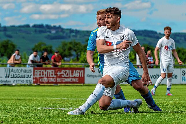 Bild 8: SV Buch düpiert den FC Erzingen und nimmt beim 2:1-Sieg die Punkte mit &ndash; und wir haben Bilder!