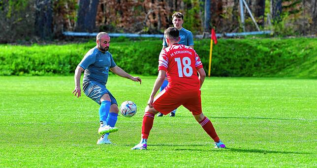 Bild 4: SV Jestetten gewinnt 3:1 beim FC Schlüchttal &ndash; und wir haben Bilder!