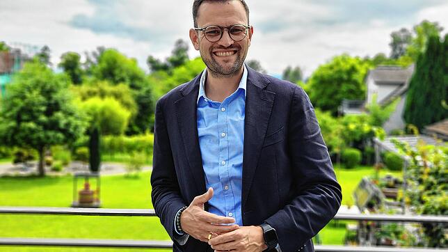 OB-Kandidat Johannes Henne im Gespräch mit dem SÜDKURIER.