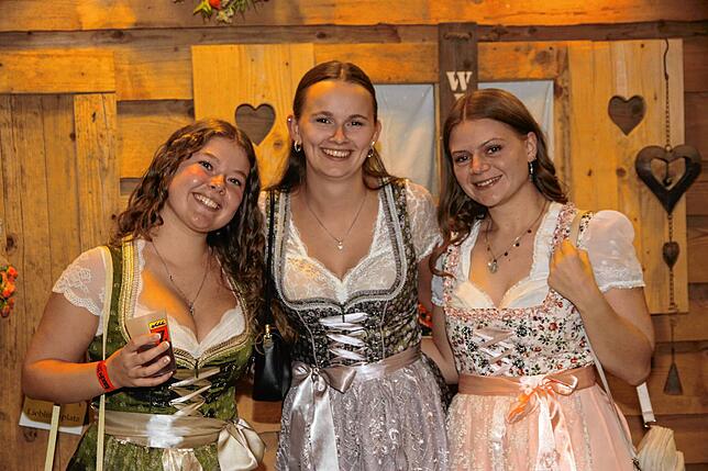 Bild 1: Die besten Bilder der Alpenparty in der Zoznegger Weiherbachhalle in der Gemeinde Mühlingen