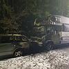 Ein Auto und ein Wohnwagen brennen in der Nacht des 6. Septembers im Taborweg.