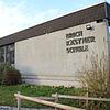 Die Erich-Kästner-Schule braucht dringend weiteren Platz. Den soll es nun in Container geben, die an der Schule aufgebaut werden sollen.