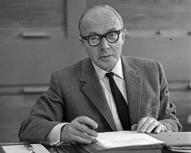 Johannes Weyl (1904-1989), Gründer des SÜDKURIER, ließ das alte Spitalgebäude an der Konstanzer Marktstätte ab 1958 aufwändig umbauen.