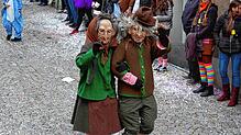 60 Zünfte, Guggenmusiken und Hästräger gaben sich am Sonntag beim großen grenzüberschreitenden Fasnachtsumzug die Ehre und kamen nach ...