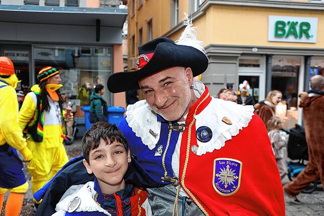Bild 2: Ho Narro! Die Straßenfasnacht in der Konstanzer Altstadt ist in vollem Gang
