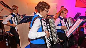 Ebenfalls in der Kreisvereinigung: Der Handharmonikaclub Edelweiß Rohrbach erfreut immer wieder bei Konzerten in der Region. Archivfoto: ...