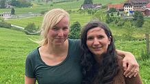 Paula Roser (l.) und Sarina Kern möchten ihre Kinder weiterhin nachmittags zu Hause betreuen.