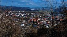Eine schöne Aussicht auf die Gemeinde Lauchringen bietet sich vom neuen Wanderweg „4-Täler-Blick“ aus. Foto: Thomas Schäuble