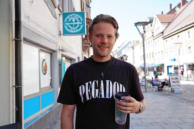 Luis Smija ist 28 Jahre alt und möchte selbst entscheiden, wann er in Rente geht.