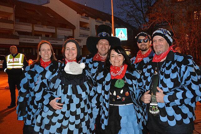 Bild 13: Narrentreffen der Urviecher-Zunft: Bilder vom Eröffnungsumzug (1)