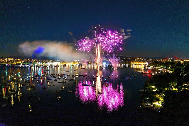 Bild 5: Spektakuläre Bilder vom Feuerwerk bei Seenachtfest und Fantastical 2022