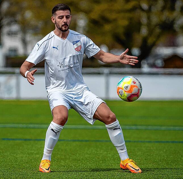 Insider: Mittelfeldspieler Patrik Braun hat schon zwei Mal für den VfB Waldshut gespielt. Nun kehrt der 27-Jährige vom FC Wallbach ...